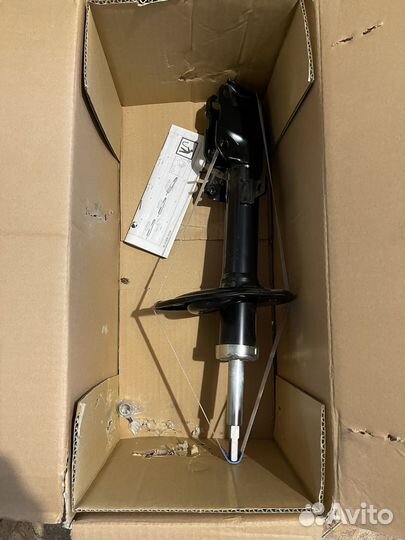 Амортизатор автомобильный кyb