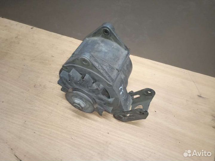 Генератор BMW 7 E32 бмв 7 Е32