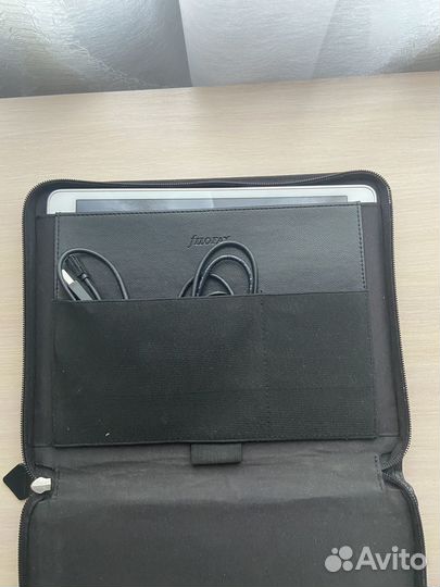 Планшет samsung tab a с чехлом для переноски