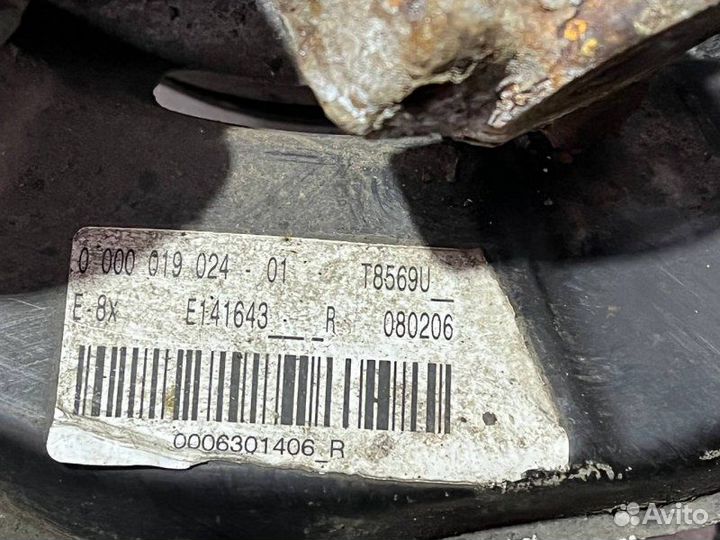 Кулак поворотный задний правый Bmw 1 E87 N47D20