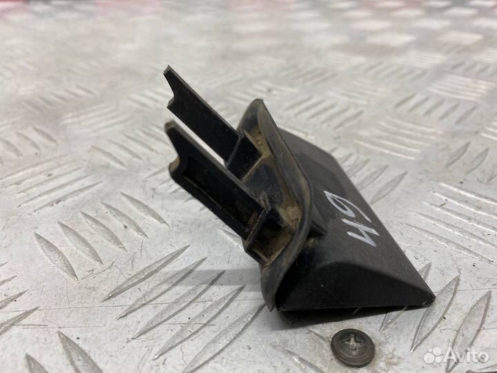 Б/У ручка багажника левый Audi A6 С5 ALF 2.4 1998