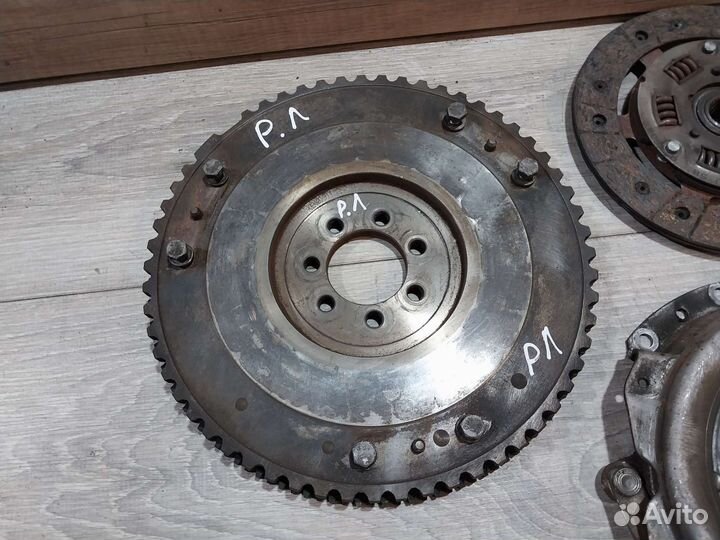 Маховик Renault Logan Комплект сцепления