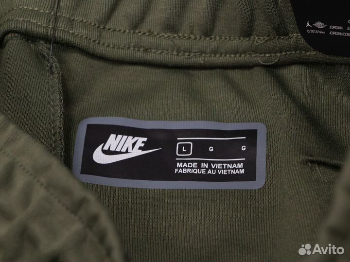 Спортивные штаны Nike (L)