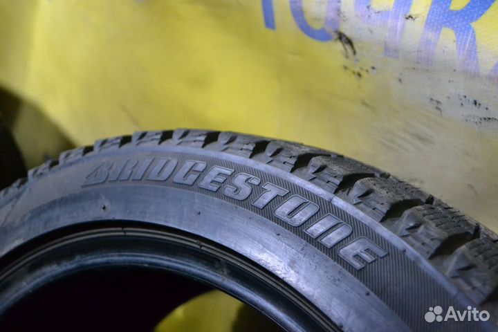 Bridgestone Blizzak Revo2 225/45 R17