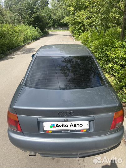 Audi A4 1.8 МТ, 1996, 495 175 км