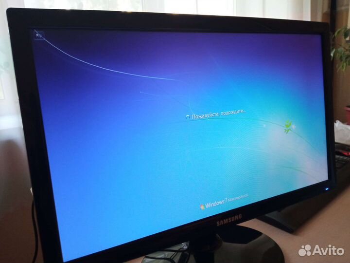 Монитор Samsung 19