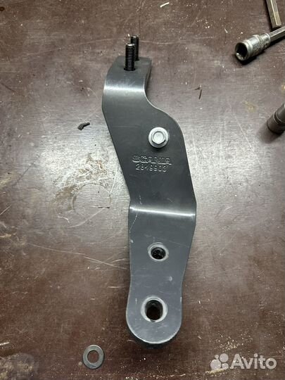 Кронштейн Scania 6 2849903