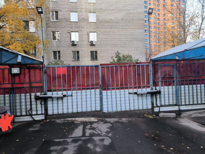 Машиноместо, 10 м²