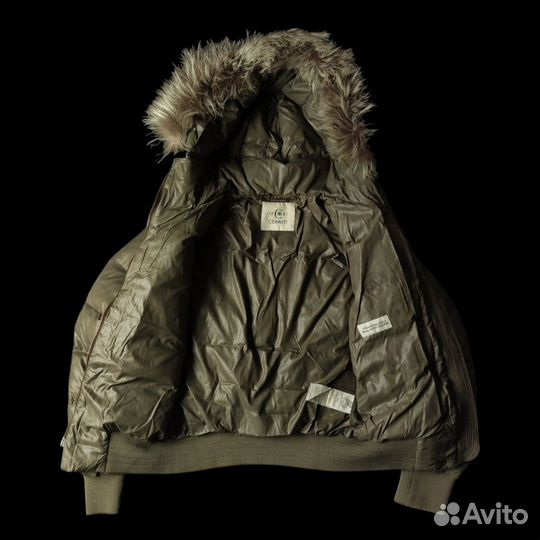 Пуховик Cerruti женский