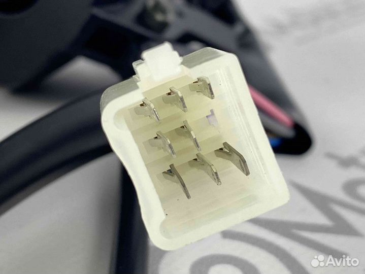 Переключатели руля чёрные в сборе с одним рычагом