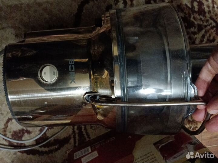 Соковыжималка Bork JU CUP 22090 SI