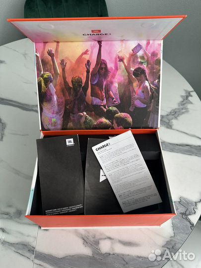 Коробка от jbl charge 3
