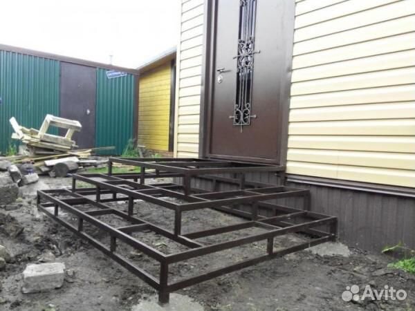 Крыльцо металлическое приставное