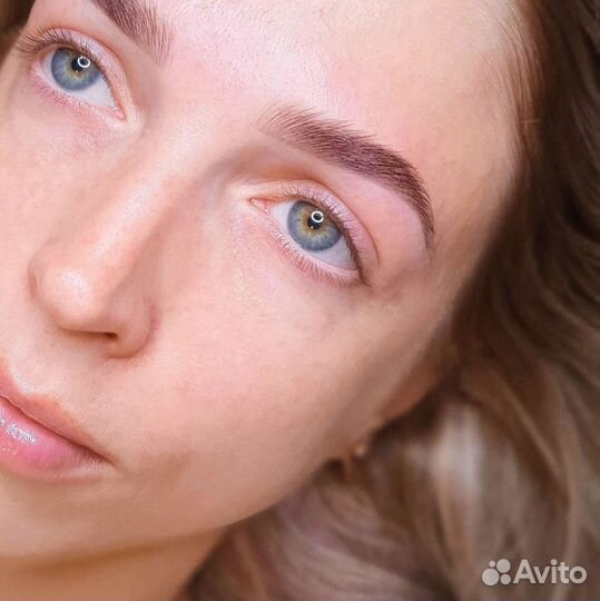 Окрашивание и моделирование бровей