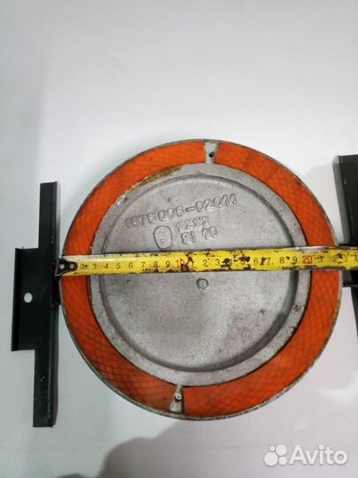 Поворотный кронштейн