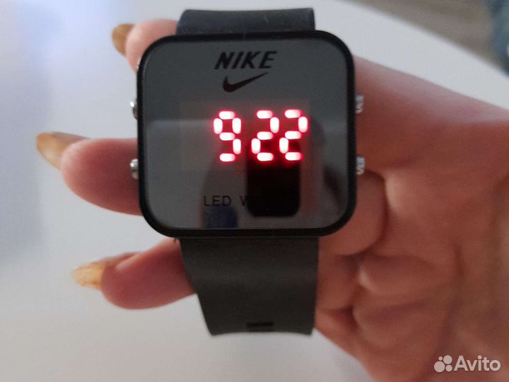 Часы Nike led watch