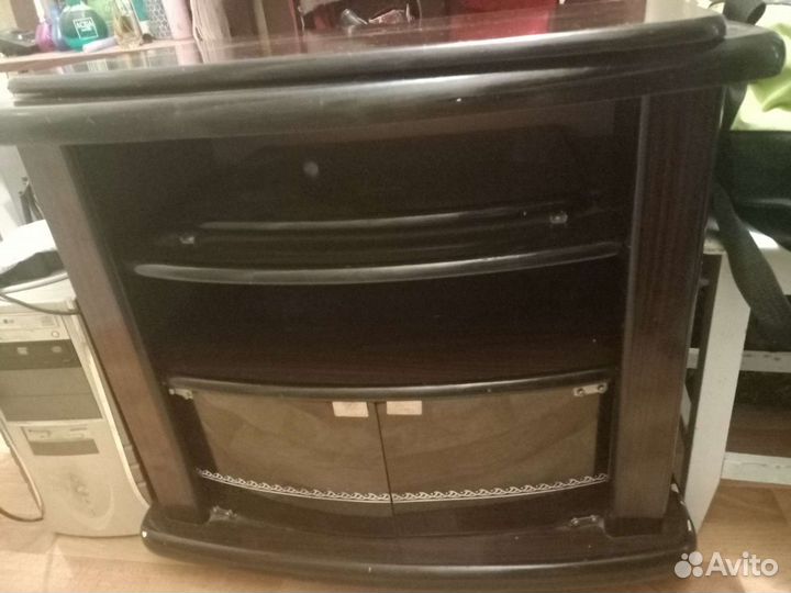 Тумба под телевизор