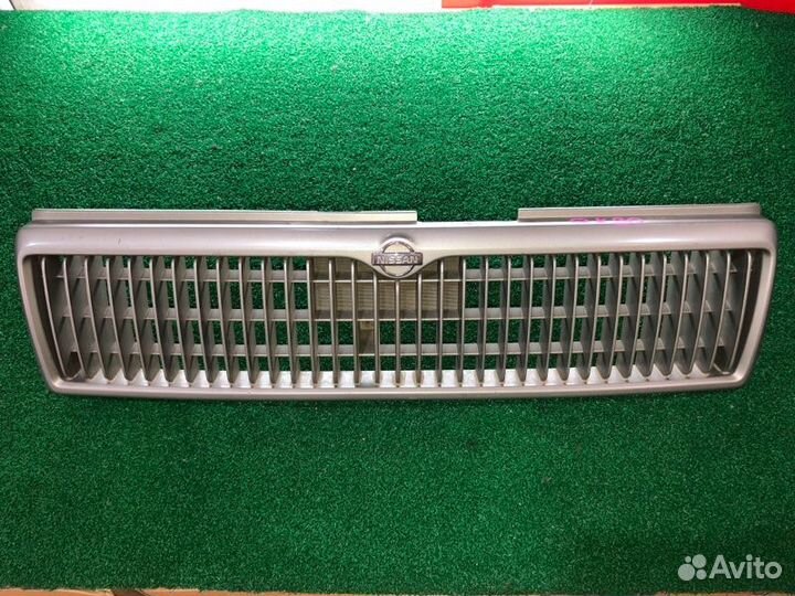 Решетка Nissan Crew QK30