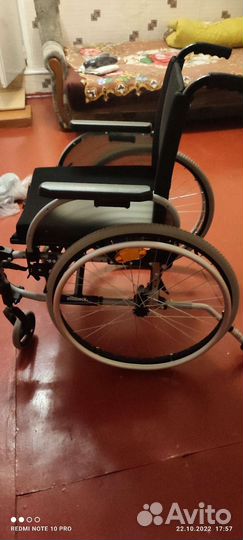 Коляска инвалидная