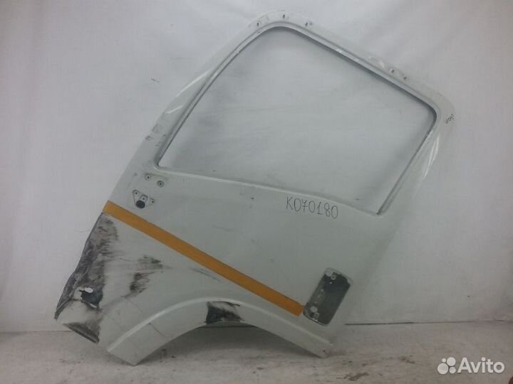 Дверь левая Isuzu Forward FVR34