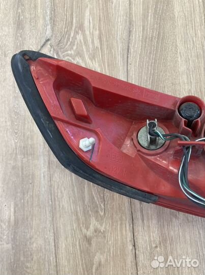 Infiniti FX Фонарь задний наружный правый