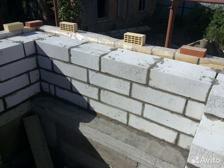 Кладка кирпича, блоков, перегородок