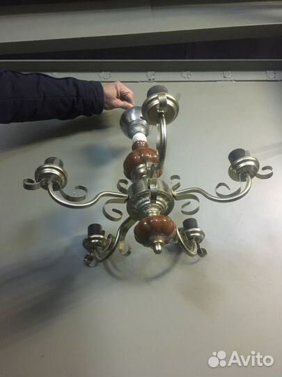 Люстры, плафоны