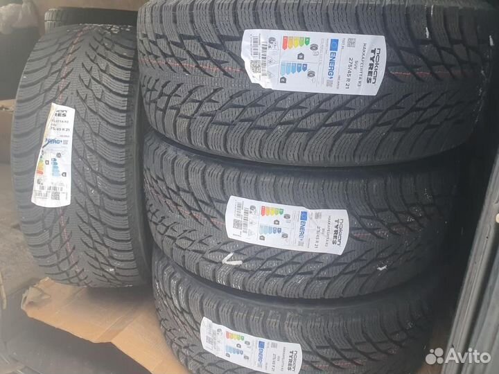 Nokian Tyres Hakkapeliitta R3 SUV 275/45 R21 110T