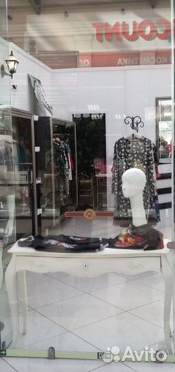 Оборудование для магазина одежды бу