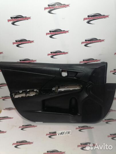 Обшивка двери передней левой Toyota Camry GSV50 20