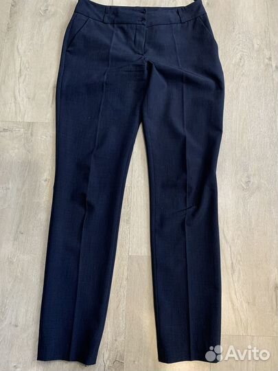 Брючный костюм женский 42 44