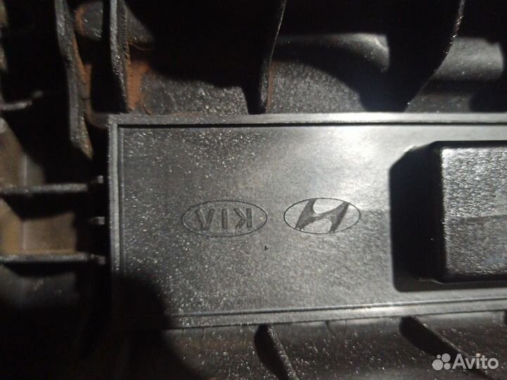 Клапанная крышка для Рио и Солярис