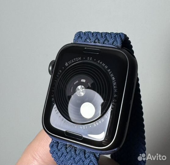 Apple Watch SE 44 mm 2022 АКБ 100%