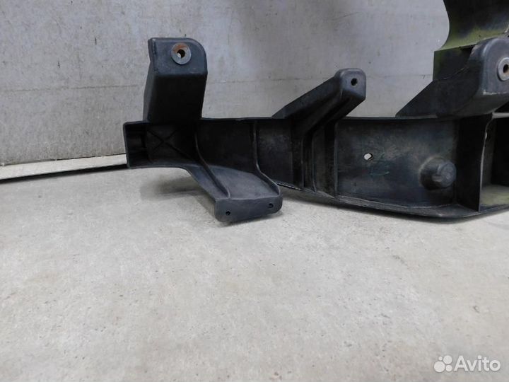 Панель передняя/телевизор (в сборе) Mercedes-Benz Sprinter