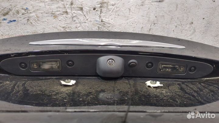 Фонарь крышки багажника Chrysler 200, 2016