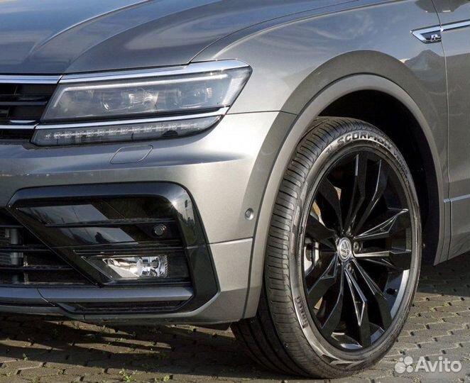 Кованые диски Suzuka Black для Volkswagen R20