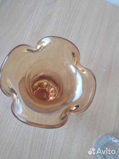 Ваза для цветов гутное цветное стекло СССР винтаж