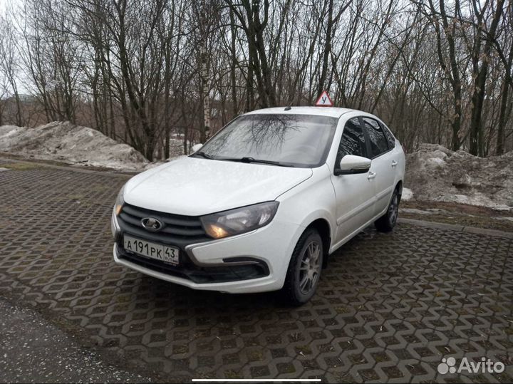 Инструктор по вождению