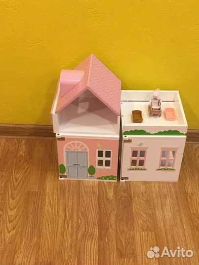 Домик для кукол