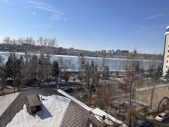 3-к. квартира, 98 м², 6/9 эт.