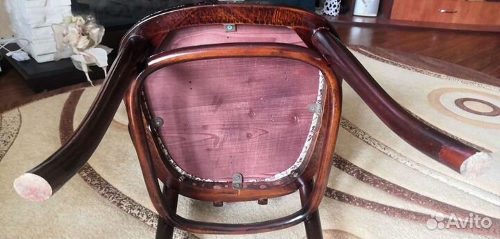 Стул деревянный венский мягкий антикварный