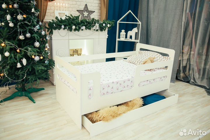 Кровать односпальная с ящиком / детская кроватка
