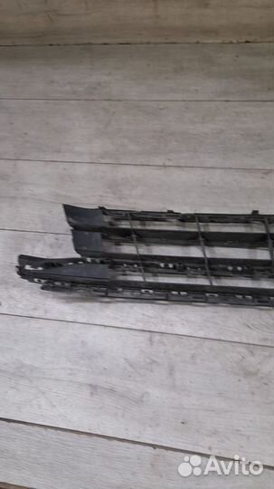 Решетка бампера Volkswagen Passat B8 С 2014 По