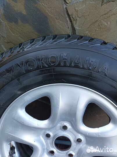 Yokohama Ice Guard IG35 225/70 R16 107T
