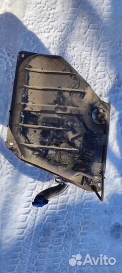 Бензобак ока