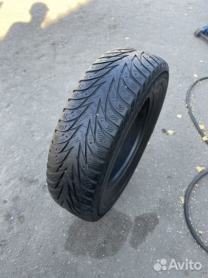 Yokohama Ice Guard IG35 215/70 R16 100T