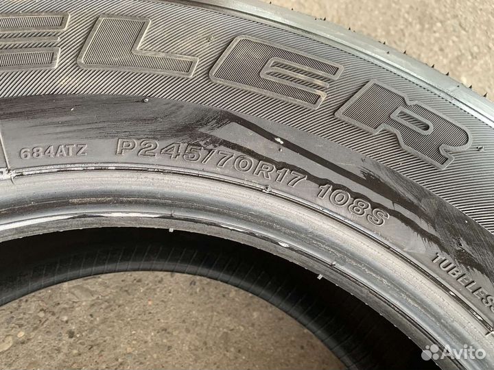 Bridgestone Dueler H/T 245/70 R17