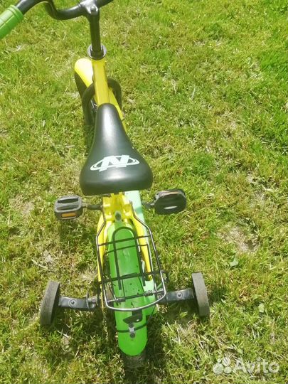 Велосипед детский, для ребенка. Двухколесный