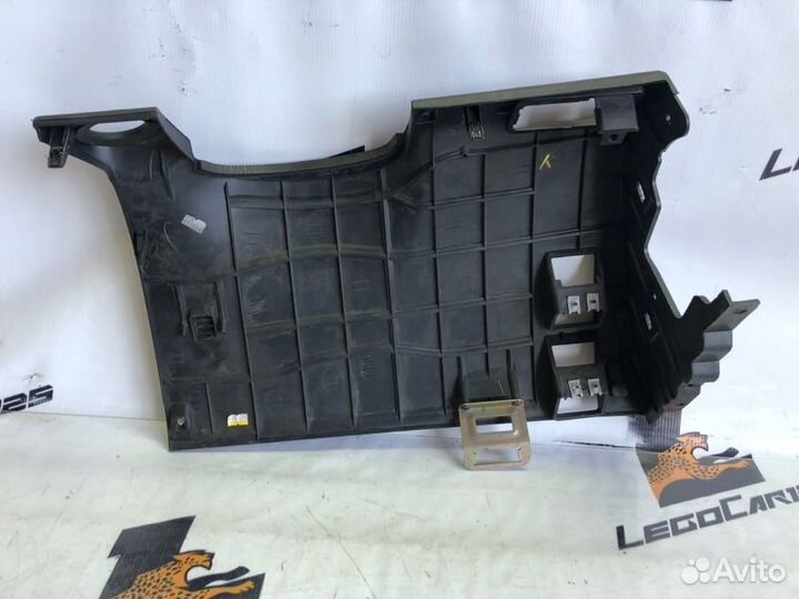 Накладка на торпедо Ssangyong Rexton D27DTP 2006