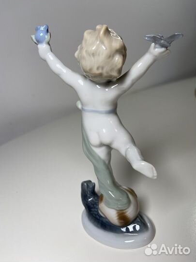 Фарфоровая статуэтка Путти Metzler & Ortloff